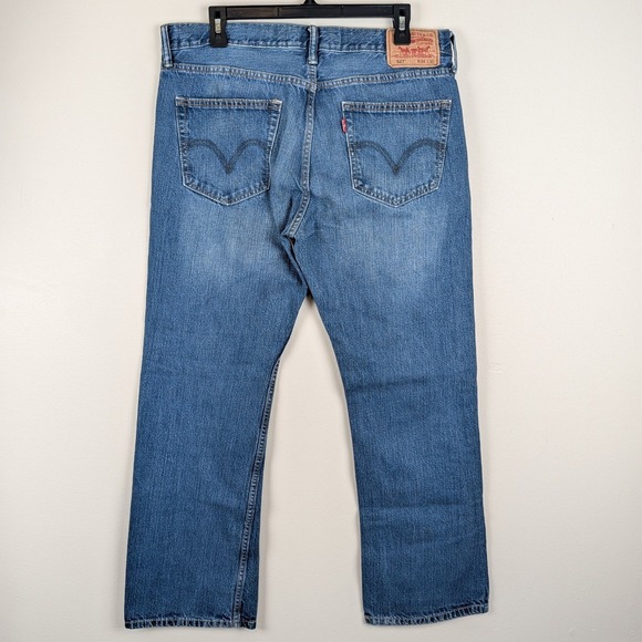 Levis 527 Slim Bootcut Jeans Mens 34x30 Medium Wash Blue Denim 100% Cotton - Picture 4 of 12